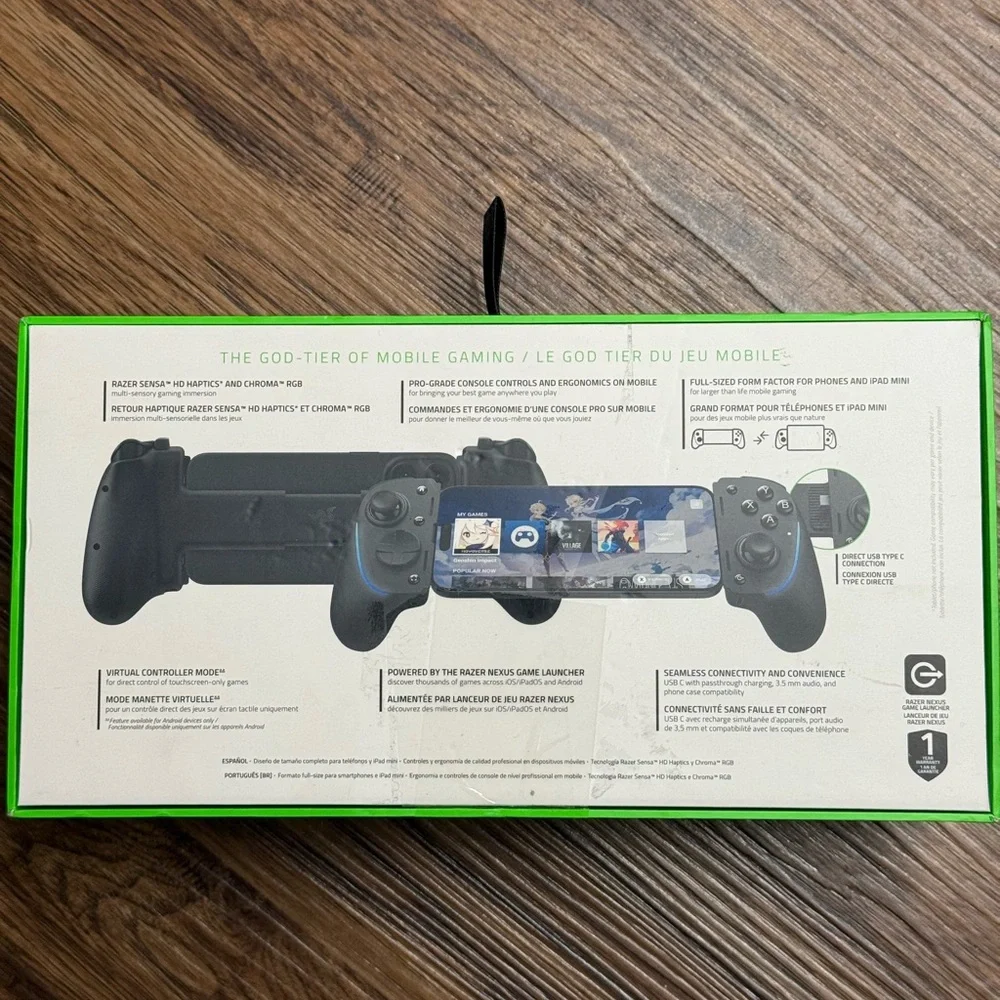 RAZER Kishi Ultra Mobile Gaming Controller for iPhone, iPad, and Android - EUC